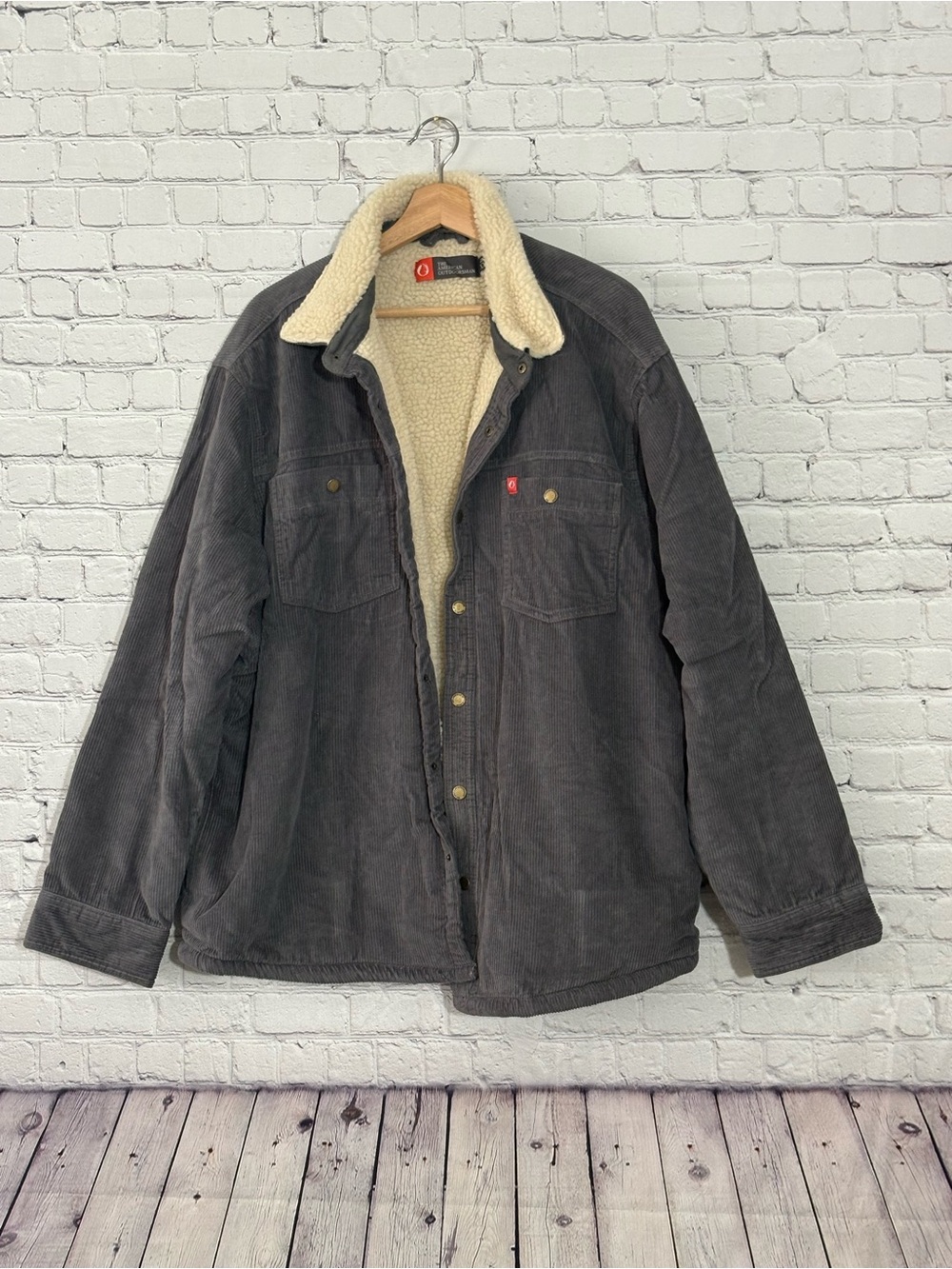 The American Outdoorsman Men's Charcoal Corduroy Sherpa-Lined Jacket
